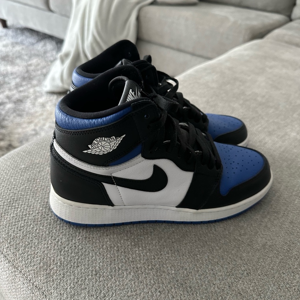 Like brand new Jordan 1’s without the box